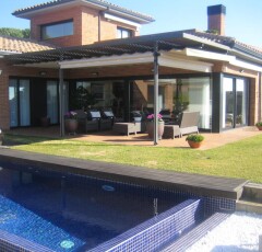 654_2e0b170015b0e39b6066b3f70889928c