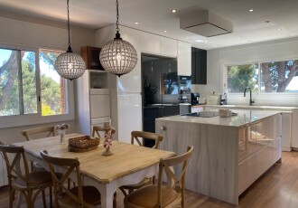 Unifamiliar aislada – Castelldefels 531.00 m2 photoOne