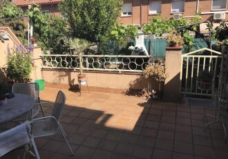 Unifamiliar adosada – Mollet del Valles 234.00 m2 photoOne