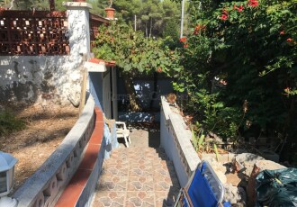 Unifamiliar adosada – Cubelles 190.00 m2 photoOne