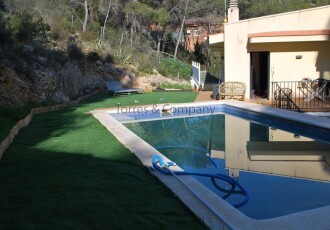 Chalet – Cubelles 277.00 m2 photoOne
