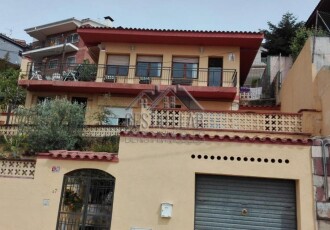 Unifamiliar aislada – Mataró 220.00 m2 photoOne