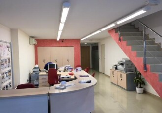 Oficina – Hospitalet de Llobregat 231.00 m2 photoOne