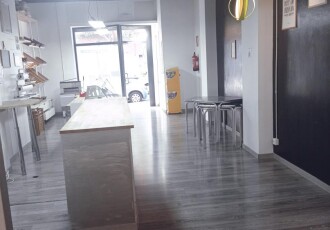 Local comercial – Sant Feliu de Llobregat 78.00 m2 photoOne