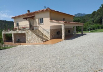 Xalet – Grions 322.00 m2 photoOne