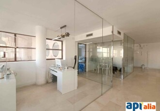 Despatx – Lleida 86.00 m2 photoOne