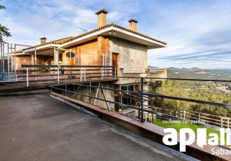 Chalet – Sant Feliu del Racó 346.00 m2 photoOne