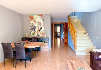 Unifamiliar aïllat – Montcada i Reixac 246.10 m2 photoOne