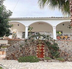 385660_85861b686e2edaca6eb97312223dc5af1