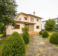 389709390_5b476157f00a55d459e8373ba0e20254