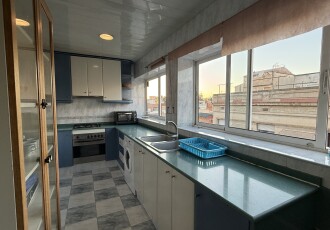 Piso – Hospitalet de Llobregat 50.00 m2 photoOne