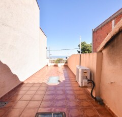 128809143_9e53b2d8d67ea54e964ccb8bae091172