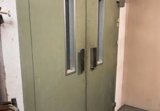 Local comercial – Esplugues de Llobregat 644.00 m2 photoOne