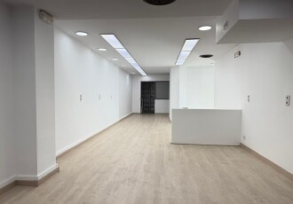 Local comercial – Premià de Mar 129.00 m2 photoOne
