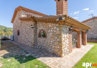 Chalet – Prades 217.00 m2 photoOne